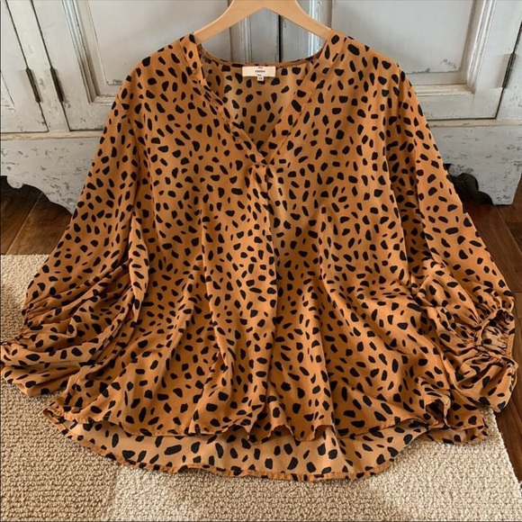 Bohemian Animal Print Poets Blouse Plus Size - Picture 2 of 3